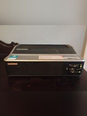 Oreck XL Professional Air Purifier Ionizer Tabletop Silver/Black | Model AIR8B T